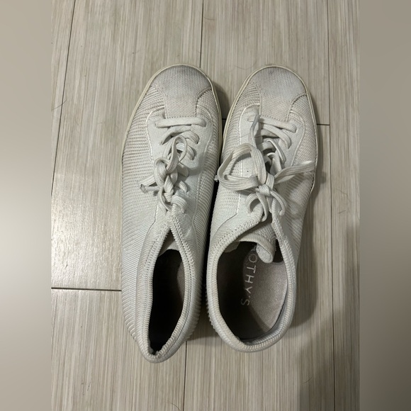 Rothy's Shoes - Rothy’s Women Lace Up Sneakers
